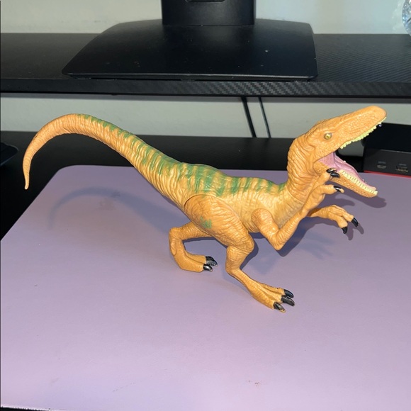 Hasbro | Toys | 25 Hasbro Jurassic World Velociraptor Raptor Dinosaur ...